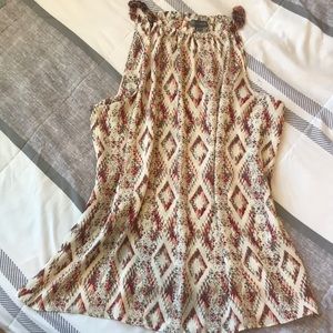 Vince camuto cute shirt!